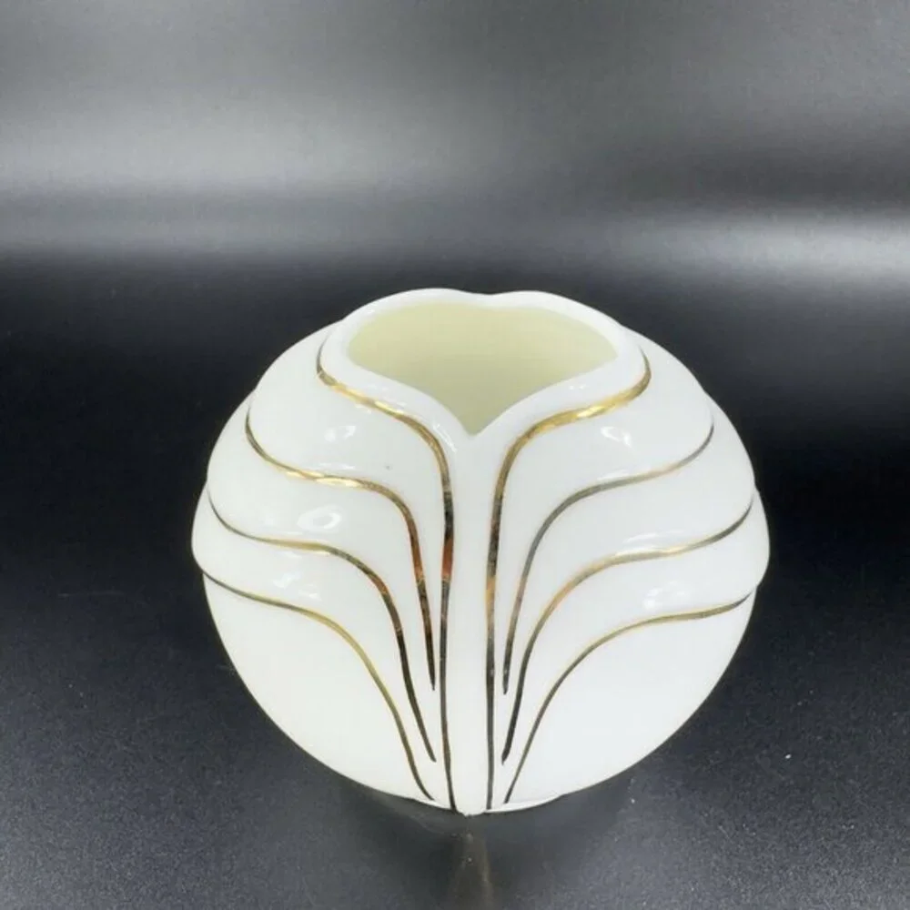 Vintage 1980s Y H Taiwan Fine Bone China Small Vase Vessel Gold Painted Vase VTG